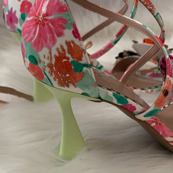 BETSEY JOHNSON Malorie Floral Strappy Sandal Heels Sz 8 - Picture 3 of 7